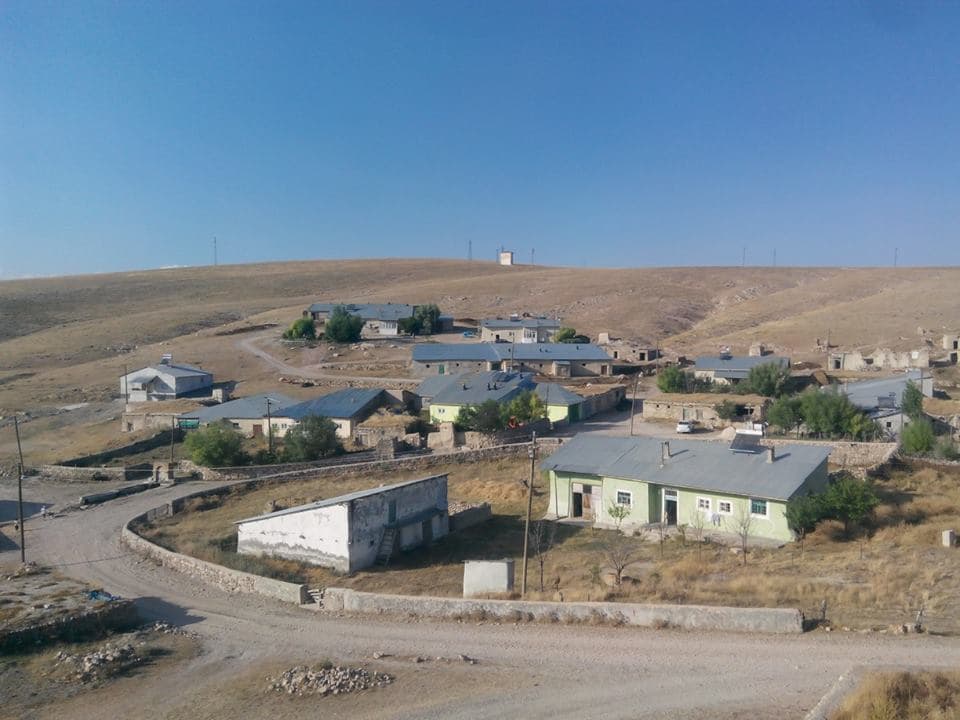 Gürün Hüyüklüyurt (Höyüklü) Köyü